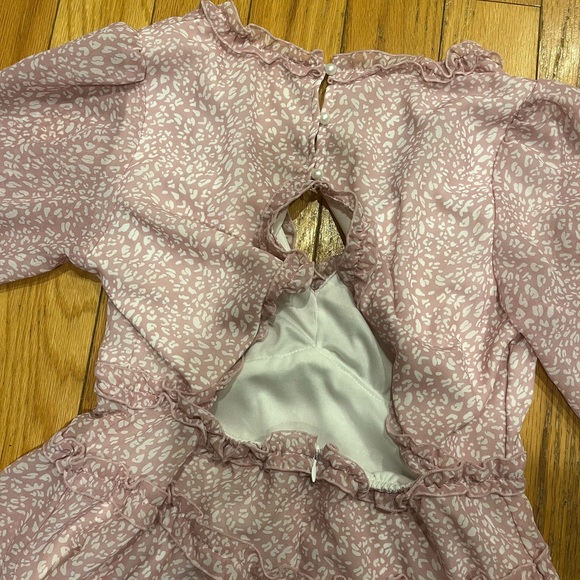 Open back flowy dress - Picture 4 of 7